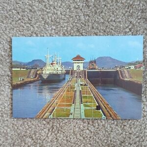 Pair Of Panama Canal Postcards